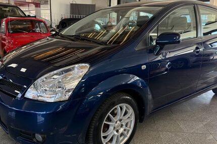 Toyota Corolla Verso 82.000 km 5.790 &euro; Gelsenkirchen 45881