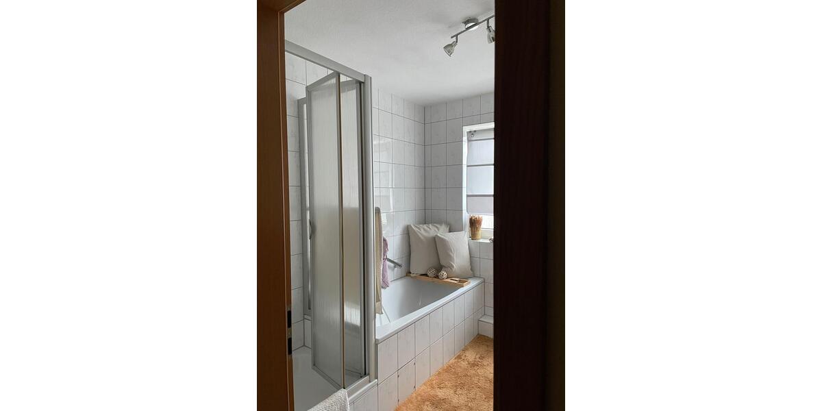 Etagenwohnung Castrop-Rauxel Deinighausen - 2 Zimmer, 72 m&sup2;, 185.000&euro; | Angebot:25991137