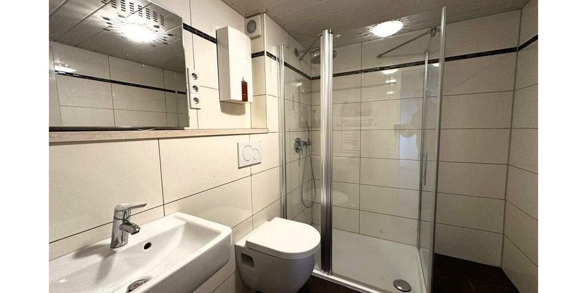 Doppelhaushälfte Essen Karnap - 6 Zimmer, 197 m&sup2;, 450.000&euro; | Angebot:25707136