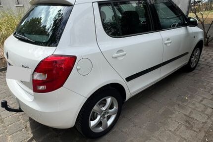Skoda Fabia 94.823 km 2.995 &euro; Dorsten 46284
