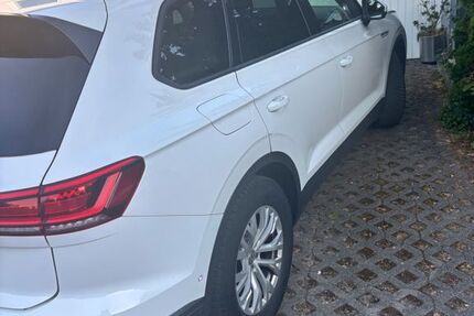 VW Touareg 129.000 km 27.000 &euro; Dortmund 44288