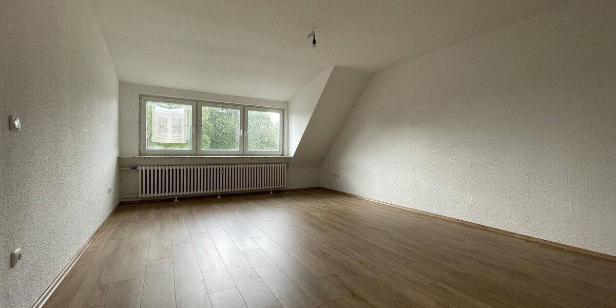 Etagenwohnung Essen Dellwig - 3 Zimmer, 75 m&sup2;, 618&euro; | Angebot:26657371