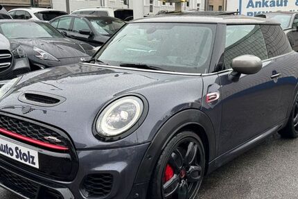 Mini John Cooper Works 3.076 km 29.850 &euro; Oberhausen 46045