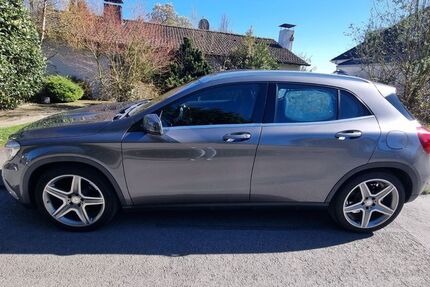 Mercedes-Benz GLA 200 191.000 km 15.200 &euro; Dortmund 44265