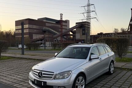 Mercedes-Benz C 220 295.000 km 4.000 &euro; Essen 45147