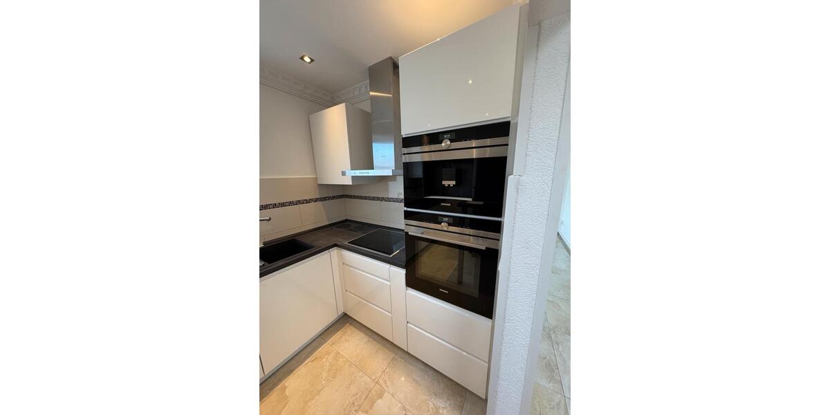 Etagenwohnung Essen Stadtbezirk IV - 3 Zimmer, 90 m&sup2;, 1.200&euro; | Angebot:24769216