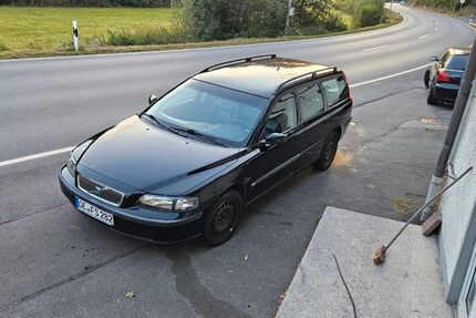 Volvo V70 385.000 km 2.100 &euro; Marl 45772