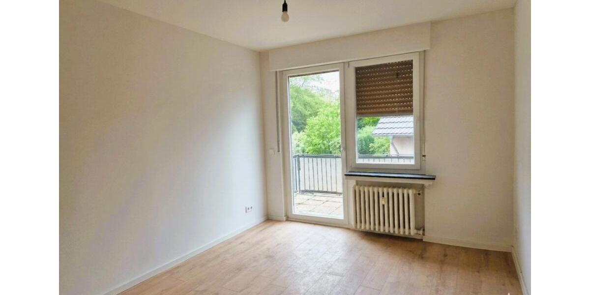 Dachgeschoßwohnung Bochum Bochum-Mitte - 3 Zimmer, 60 m&sup2;, 570&euro; | Angebot:26664657