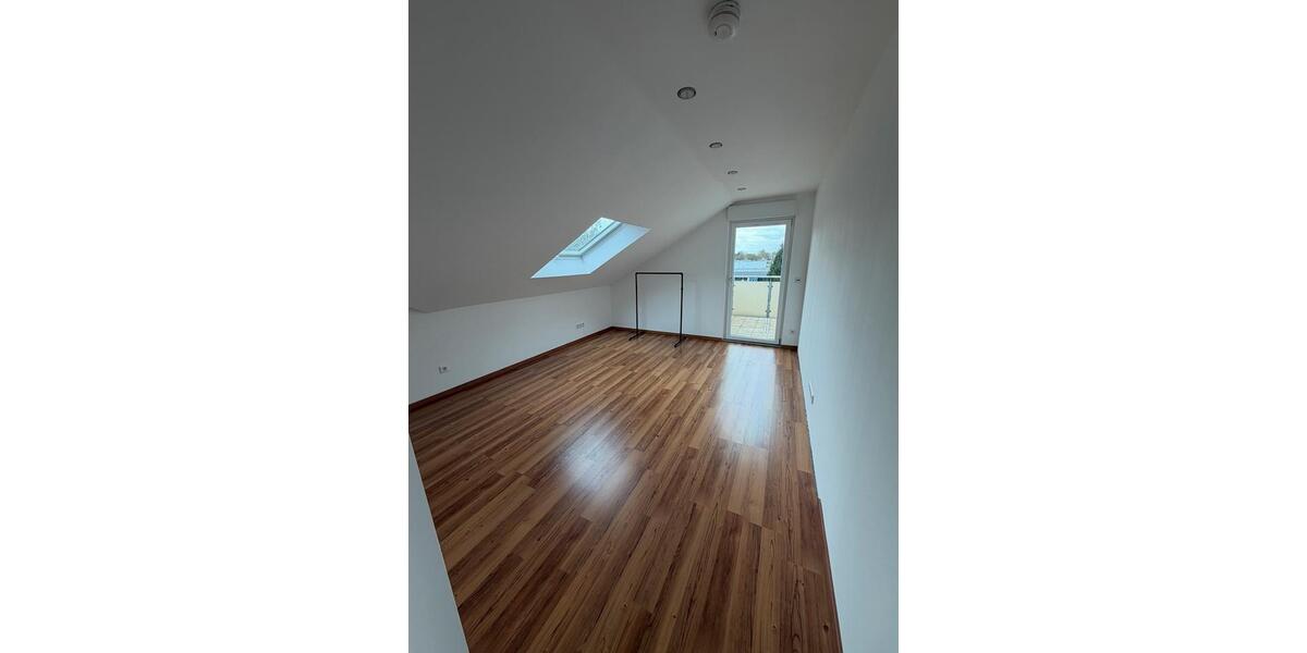 Dachgeschoßwohnung Dortmund Gartenstadt - 2 Zimmer, 68 m&sup2;, 905&euro; | Angebot:26040070