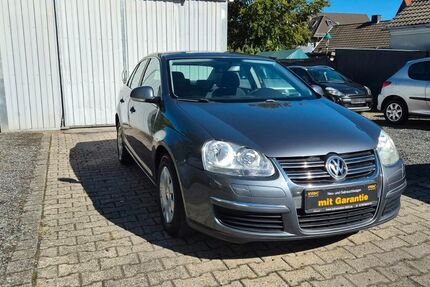 VW Jetta 153.000 km 4.299 &euro; Witten 58454