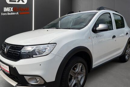 Dacia Sandero 95.000 km 8.499 &euro; Marl 45772