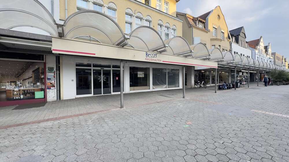Top-Gewerbefläche in Marl-Hüls – 655 m² Verkaufs-, Büro- & Lagerfläche mit Parkplätzen - Gewerbeobjekt Marl Hüls-Süd | Angebot:25839488