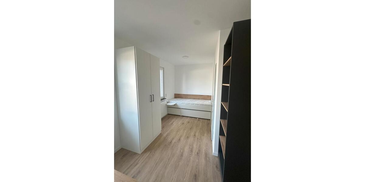 Etagenwohnung Essen Stadtbezirk VI - 1 Zimmer, 17 m&sup2;, 550&euro; | Angebot:26620768