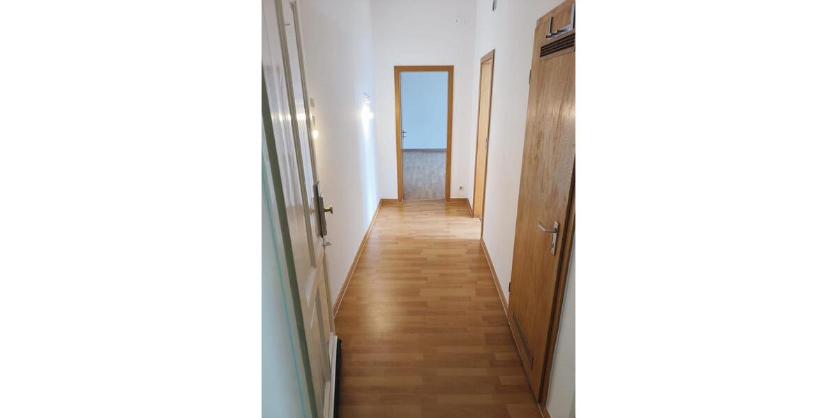 Etagenwohnung Essen Stadtbezirk VI - 2 Zimmer, 64 m&sup2;, 600&euro; | Angebot:25877172