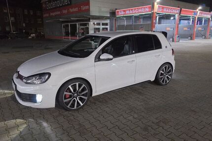 VW Golf 135.000 km 9.500 &euro; Herten 45701