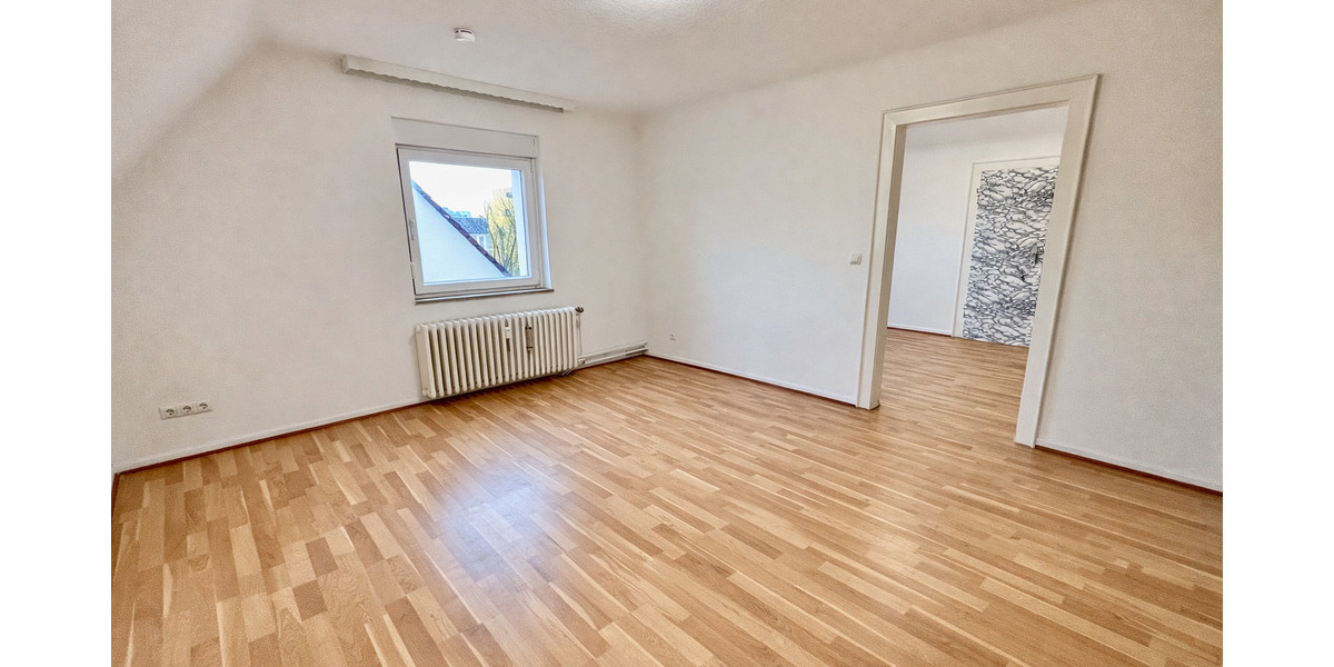 Etagenwohnung Gelsenkirchen Scholven - 4 Zimmer, 124 m&sup2;, 94.900&euro; | Angebot:25769758
