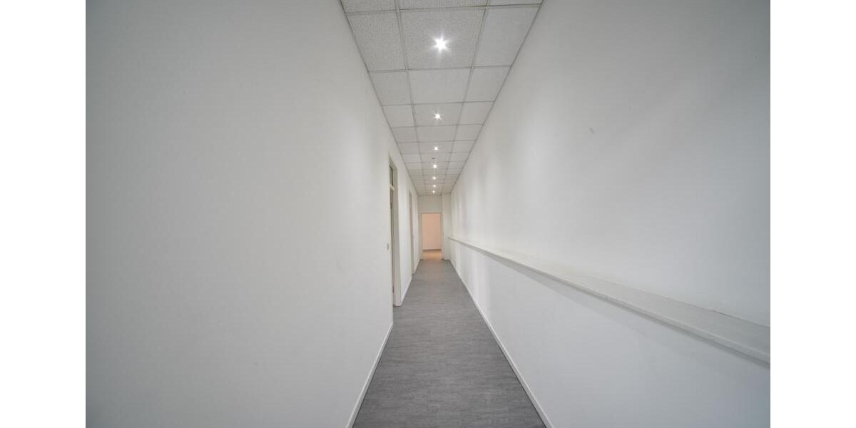 Gewerbeobjekt Oberhausen Alt-Oberhausen - 1.828&euro; | Angebot:26042184