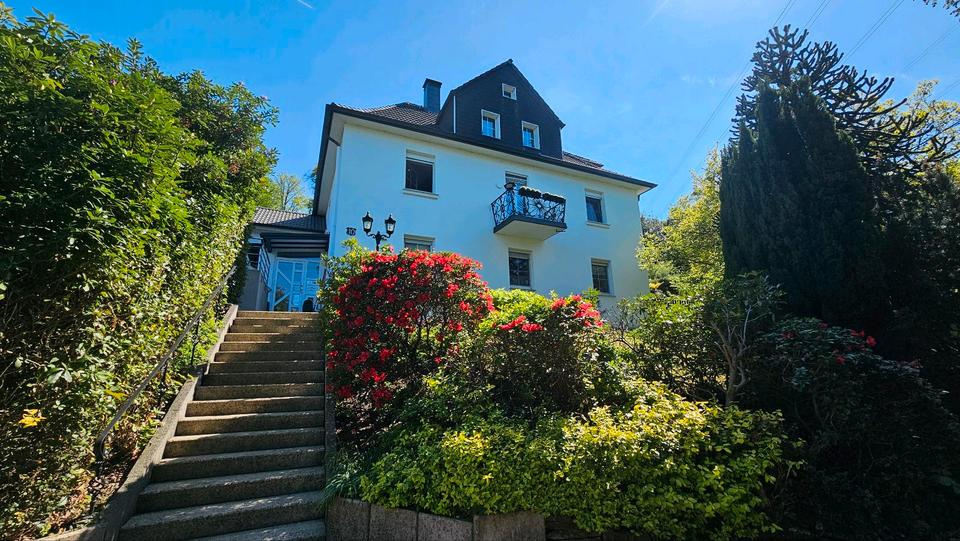 Einfamilienhaus Hattingen Blankenstein - 10 Zimmer, 300 m&sup2;, 749.000&euro; | Angebot:25106981