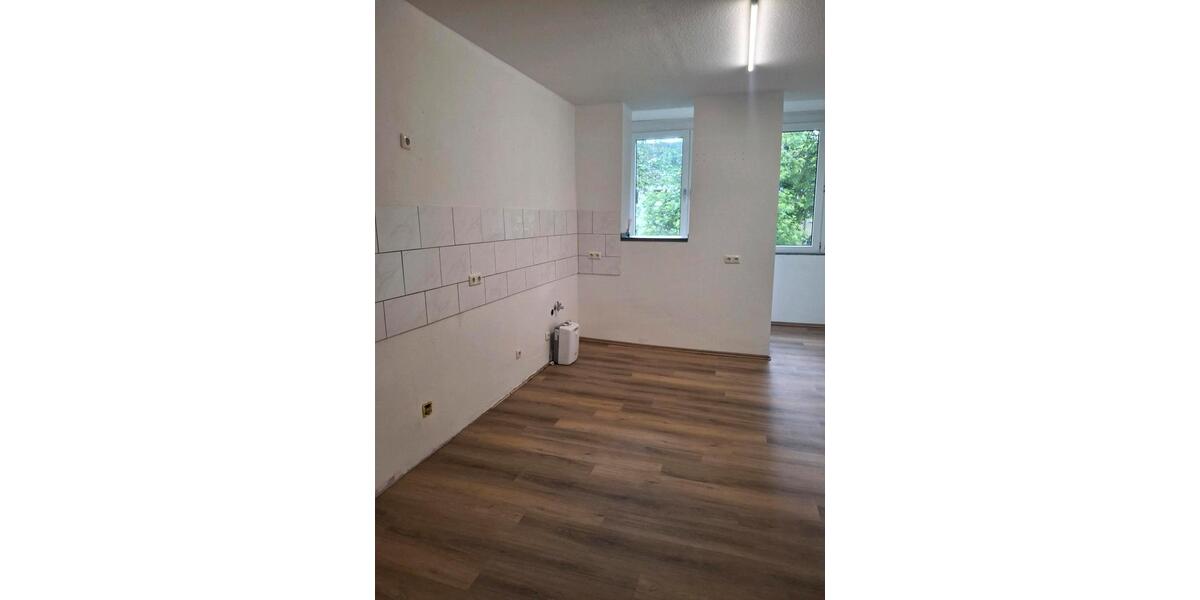Etagenwohnung Essen Stadtbezirk VII - 4 Zimmer, 102 m&sup2;, 1.300&euro; | Angebot:26624756