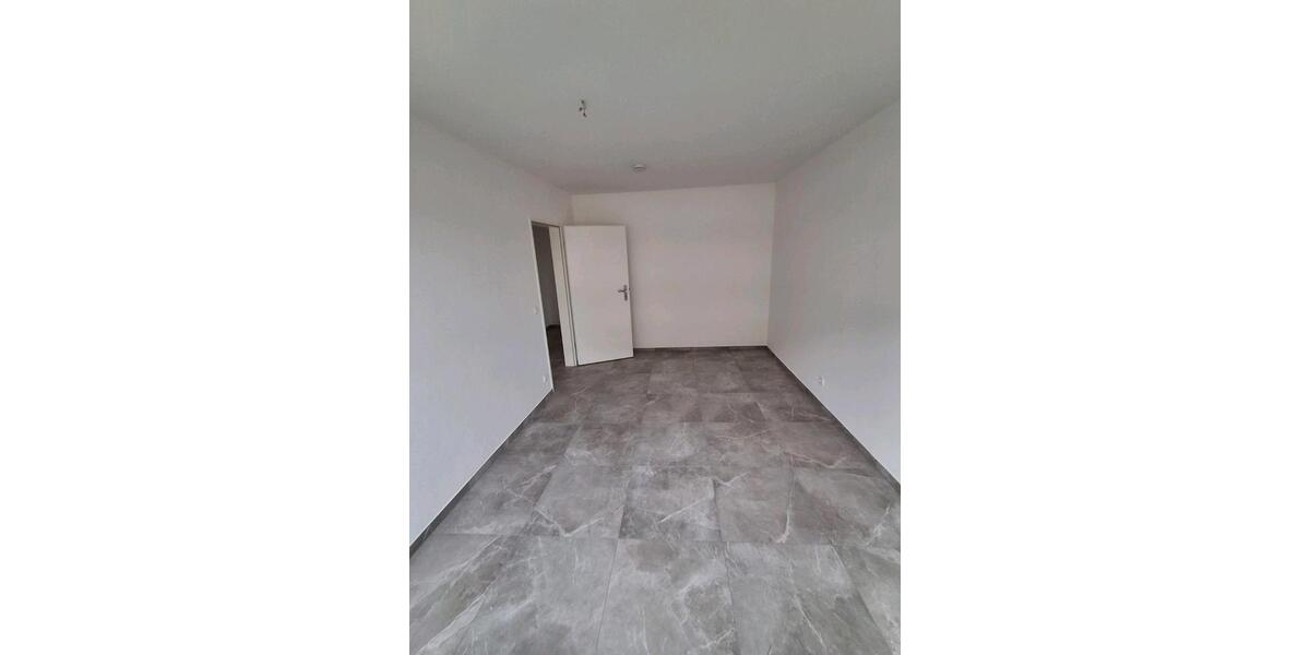 Etagenwohnung Essen Stadtbezirk VI - 2 Zimmer, 56 m&sup2;, 550&euro; | Angebot:26039398