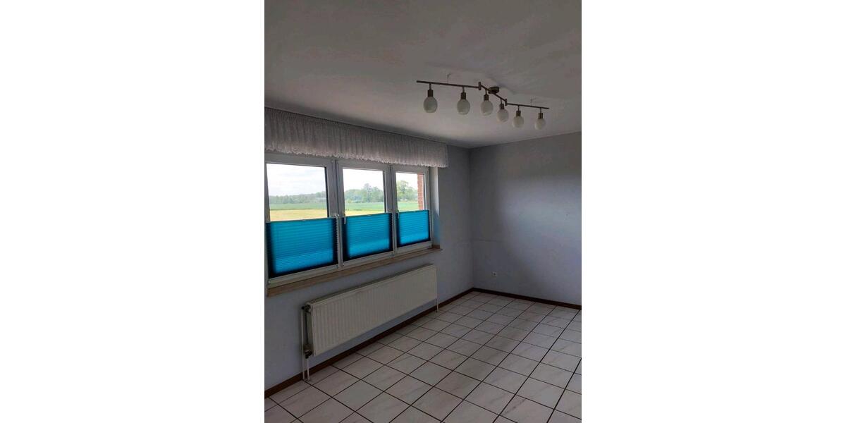 Erdgeschoßwohnung Selm - 6 Zimmer, 137 m&sup2;, 1.200&euro; | Angebot:26013816