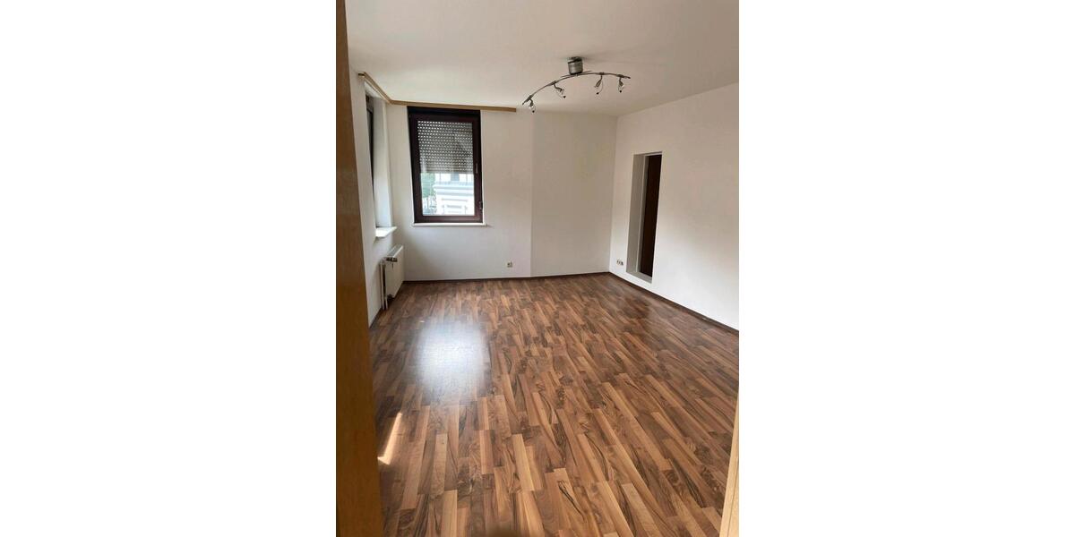Etagenwohnung Recklinghausen König Ludwig - 1 Zimmer, 75 m&sup2;, 600&euro; | Angebot:25869909