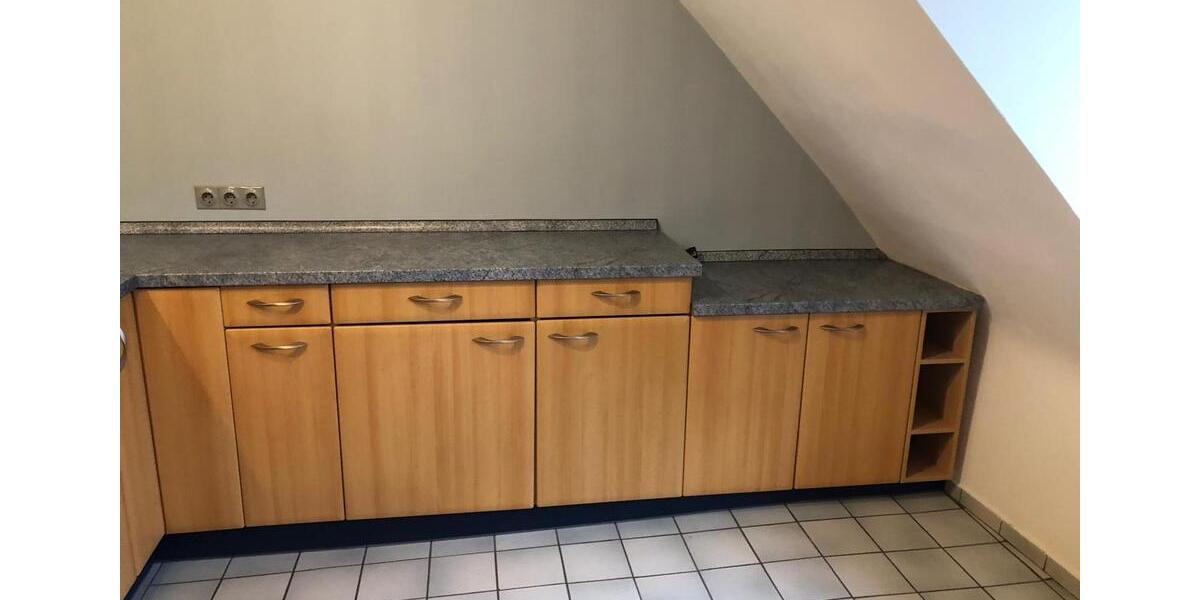 Dachgeschoßwohnung Gelsenkirchen Gelsenkirchen-Mitte - 4 Zimmer, 110 m&sup2;, 129.000&euro; | Angebot:26167328