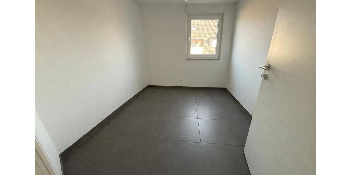 Etagenwohnung Hünxe - 4 Zimmer, 105 m&sup2;, 1.295&euro; | Angebot:26522788