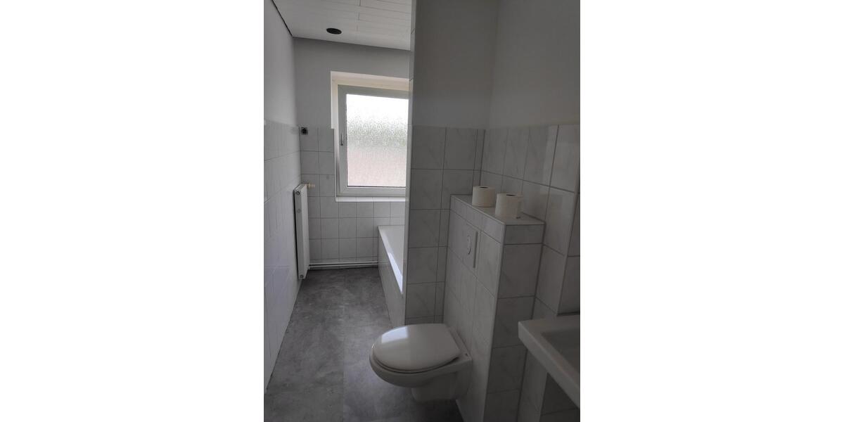 Etagenwohnung Oberhausen Biefang - 3 Zimmer, 82 m&sup2;, 850&euro; | Angebot:26033124