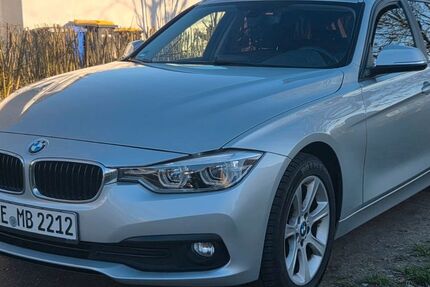 BMW 320 162.000 km 12.450 &euro; Velbert 42553