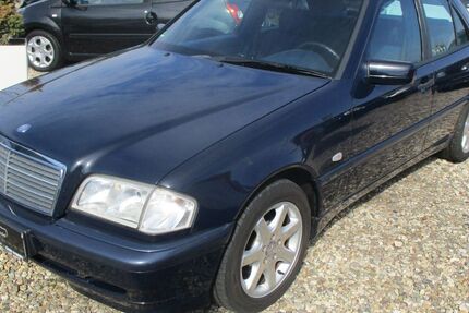 Mercedes-Benz C 180 249.632 km 2.499 &euro; Selm 59379