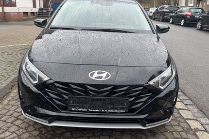 Hyundai i20 5.438 km 16.999 &euro; Gelsenkirchen 45879
