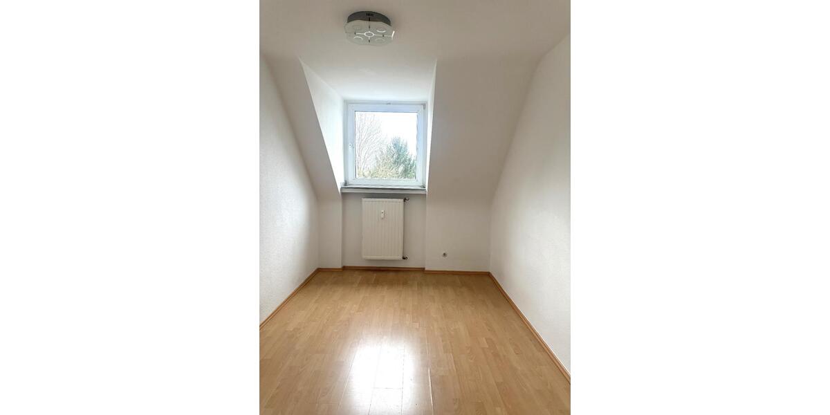 Etagenwohnung Essen Stadtbezirk II - 3 Zimmer, 76 m&sup2;, 550&euro; | Angebot:25871620