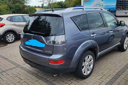 Mitsubishi Outlander 222.000 km 6.600 &euro; Velbert 42549
