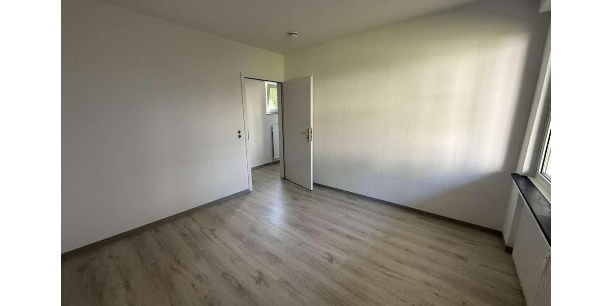 Etagenwohnung Wetter (Ruhr) - 5 Zimmer, 106 m&sup2;, 1.060&euro; | Angebot:26382824