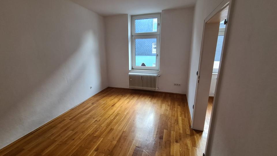 Etagenwohnung Essen Stadtbezirk III - 2 Zimmer, 47 m&sup2;, 415&euro; | Angebot:25541286