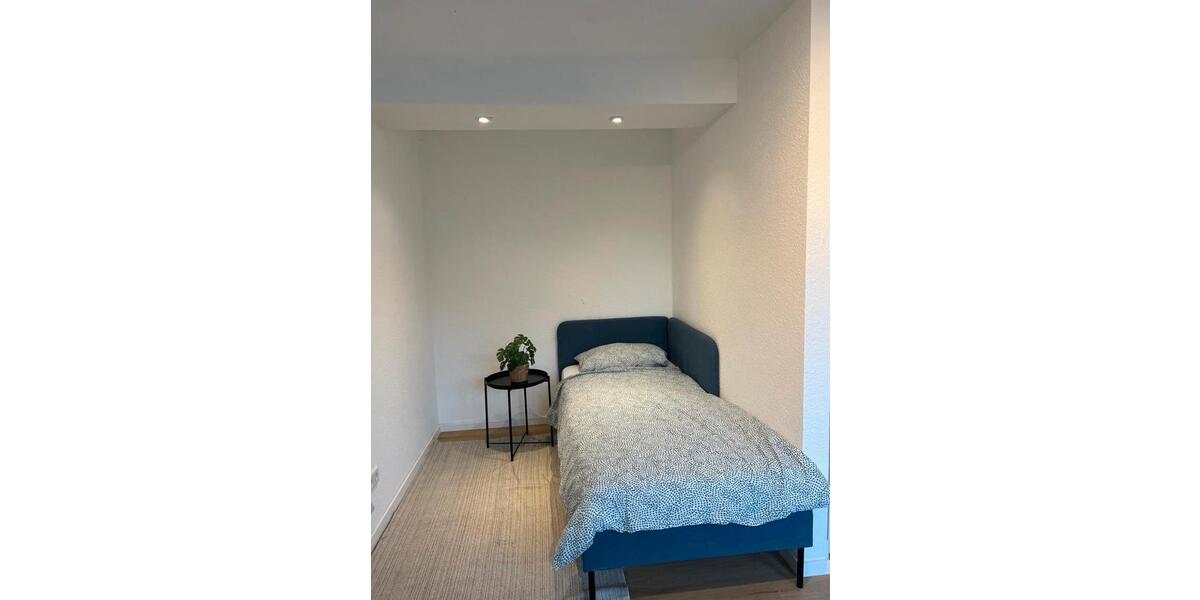 Etagenwohnung Bochum Günnigfeld - 1.5 Zimmer, 22 m&sup2;, 380&euro; | Angebot:25909275