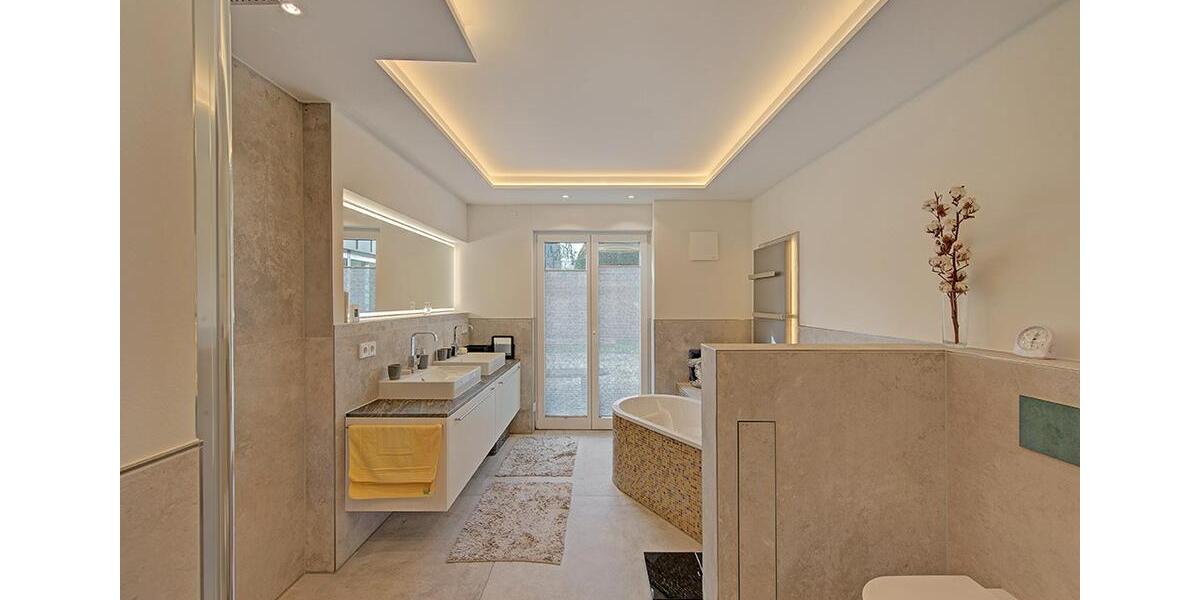 Bungalow Dortmund Hörde - 4 Zimmer, 200 m&sup2;, 3.750&euro; | Angebot:25223993