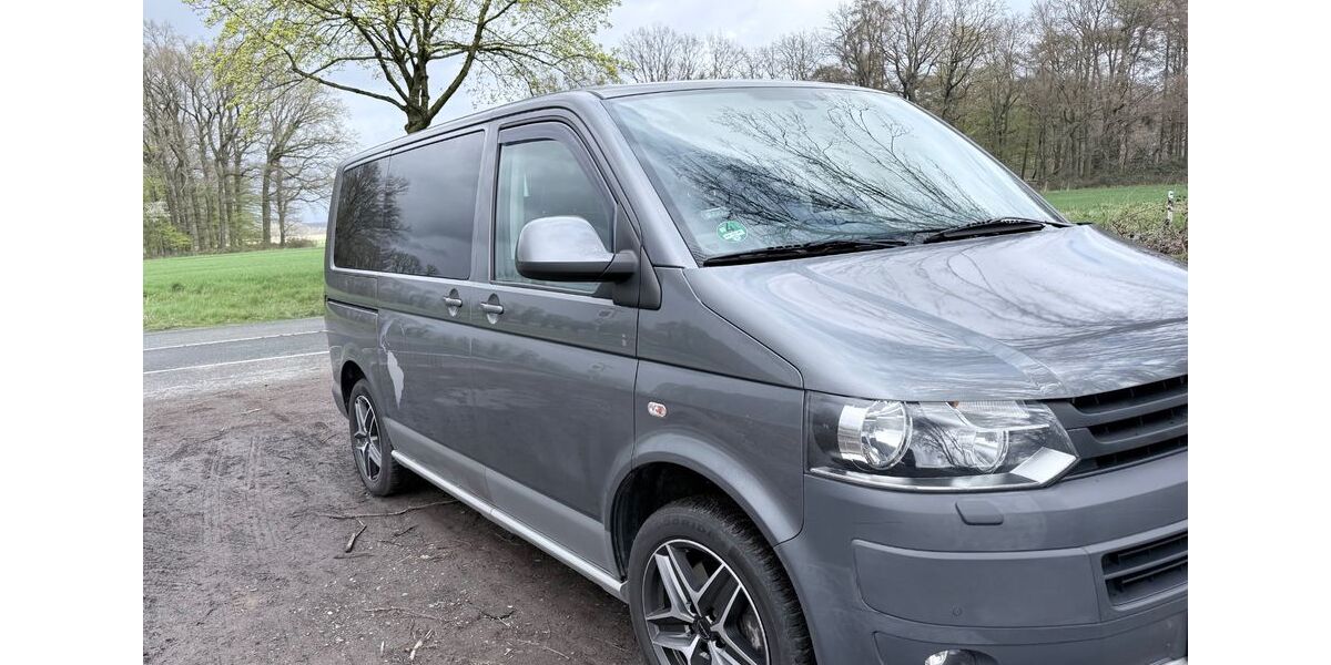 VW T5 Multivan 312.000 km 19.900 &euro; Selm 59379