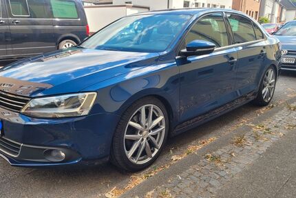 VW Jetta 166.500 km 5.000 &euro; Herne 44649