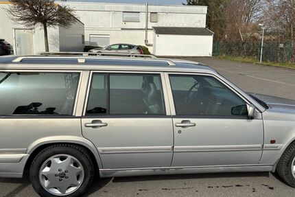 Volvo 960 411.000 km 2.750 &euro; Recklinghausen 45657