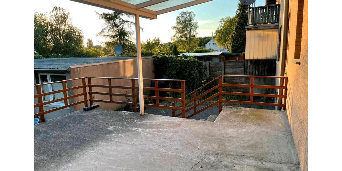 Erdgeschoßwohnung Gelsenkirchen Gelsenkirchen-Nord - 4 Zimmer, 107 m&sup2;, 1.250&euro; | Angebot:26051053