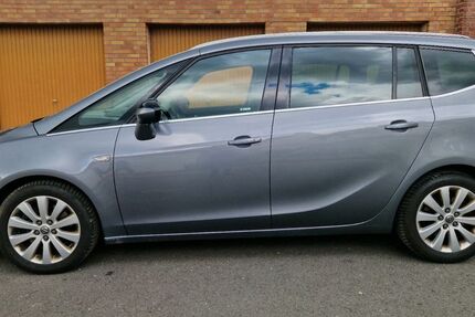 Opel Zafira 206.000 km 9.499 &euro; Gelsenkirchen 45881