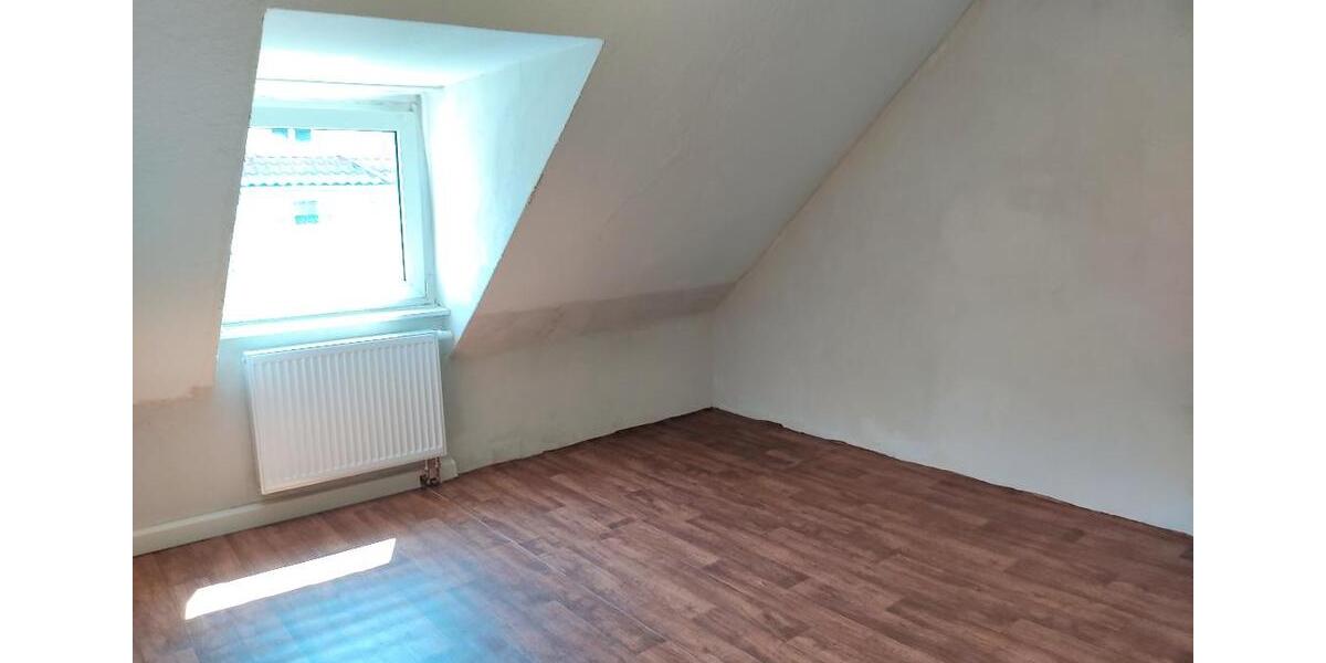 Dachgeschoßwohnung Gelsenkirchen Rotthausen - 2.5 Zimmer, 57 m&sup2;, 389&euro; | Angebot:25995515