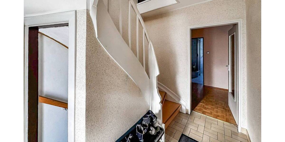 Mehrfamilienhaus, Wohnhaus Dortmund Wellinghofen - 9 Zimmer, 176 m&sup2;, 450.000&euro; | Angebot:26228556