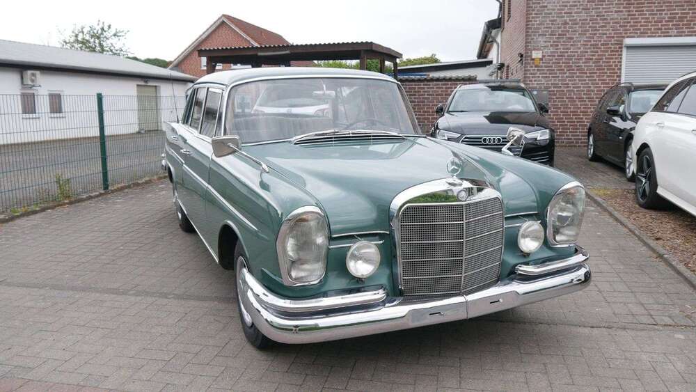 Mercedes-Benz 220 13.140 km 18.990 &euro; Selm 59379