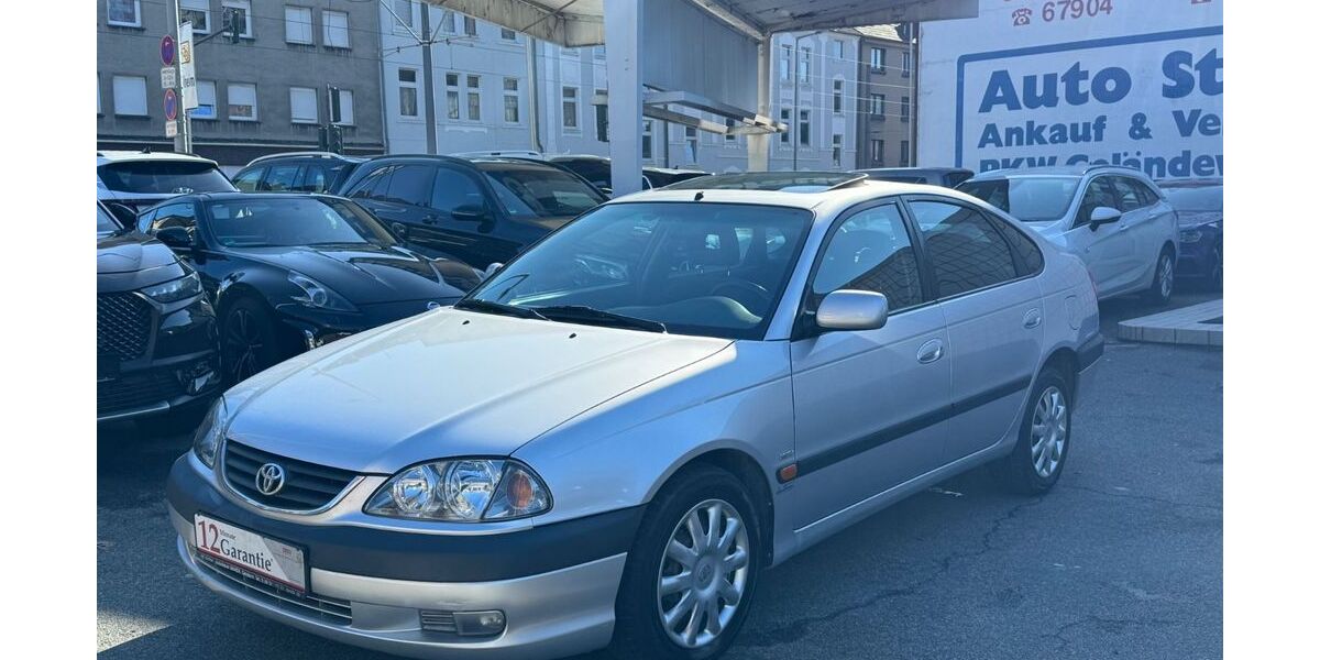 Toyota Avensis 142.485 km 3.450 &euro; Oberhausen 46045