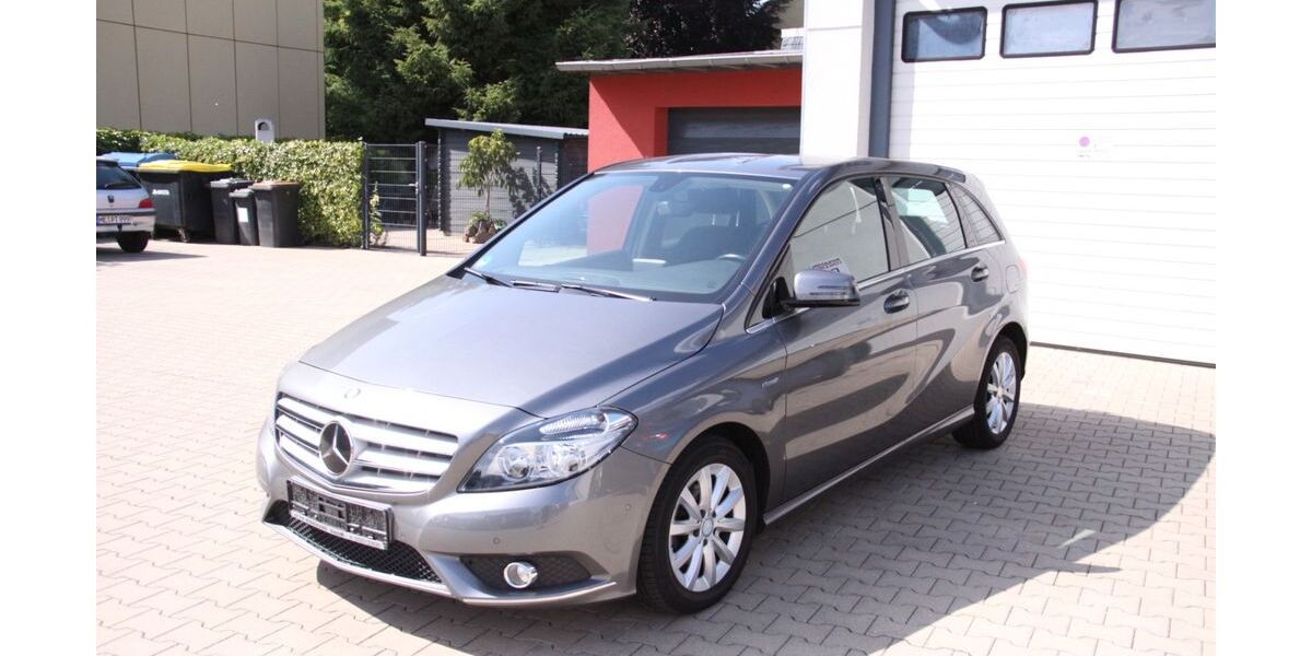 Mercedes-Benz B 180 185.000 km 8.700 &euro; Velbert 42549