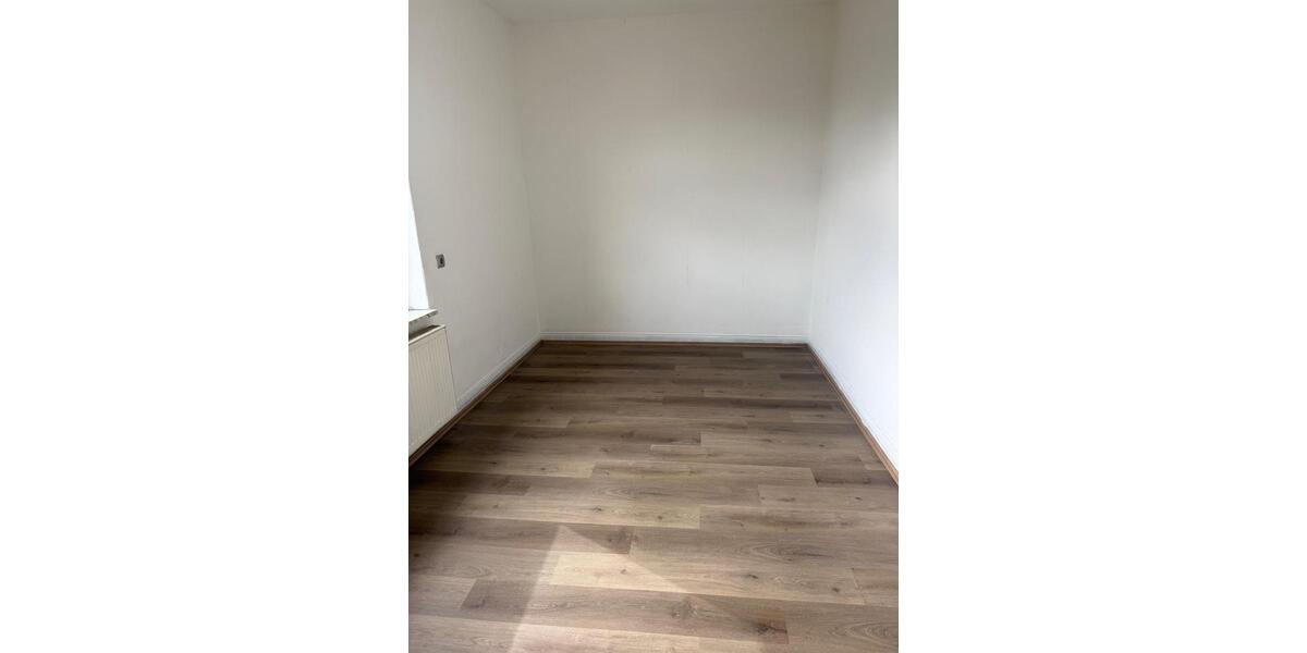 Etagenwohnung Castrop-Rauxel Bladenhorst - 3 Zimmer, 70 m&sup2;, 650&euro; | Angebot:25893519