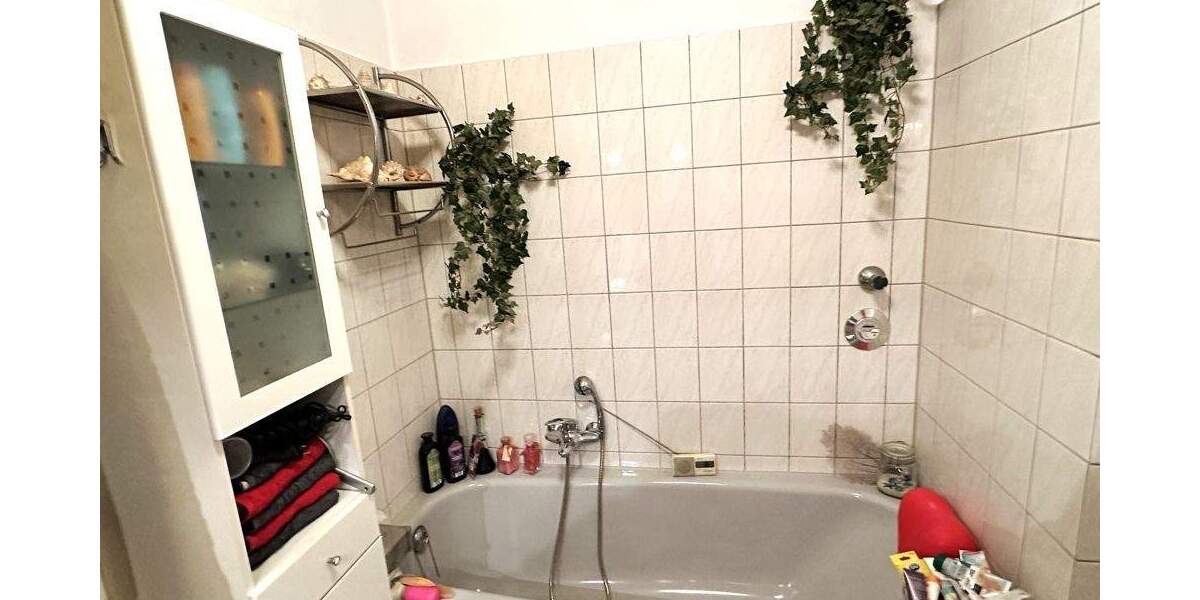 Etagenwohnung Gelsenkirchen Beckhausen - 3 Zimmer, 80 m&sup2;, 198.000&euro; | Angebot:25899701